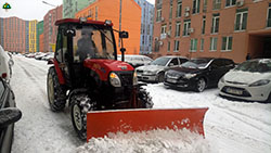 Прибирання снігу при погіршенні погодних умов
